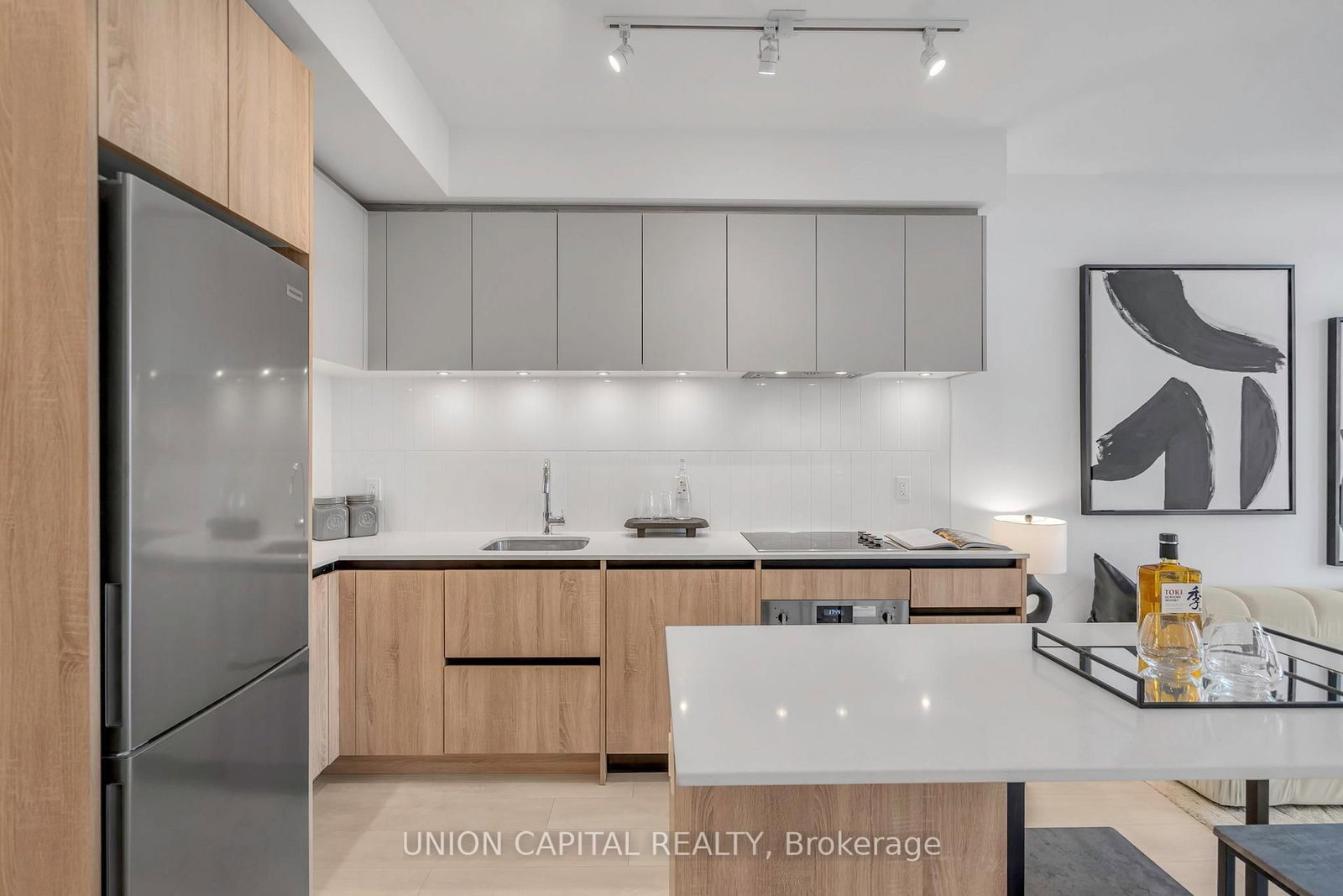 7950 Bathurst Street, Unit A611 - Photo 6