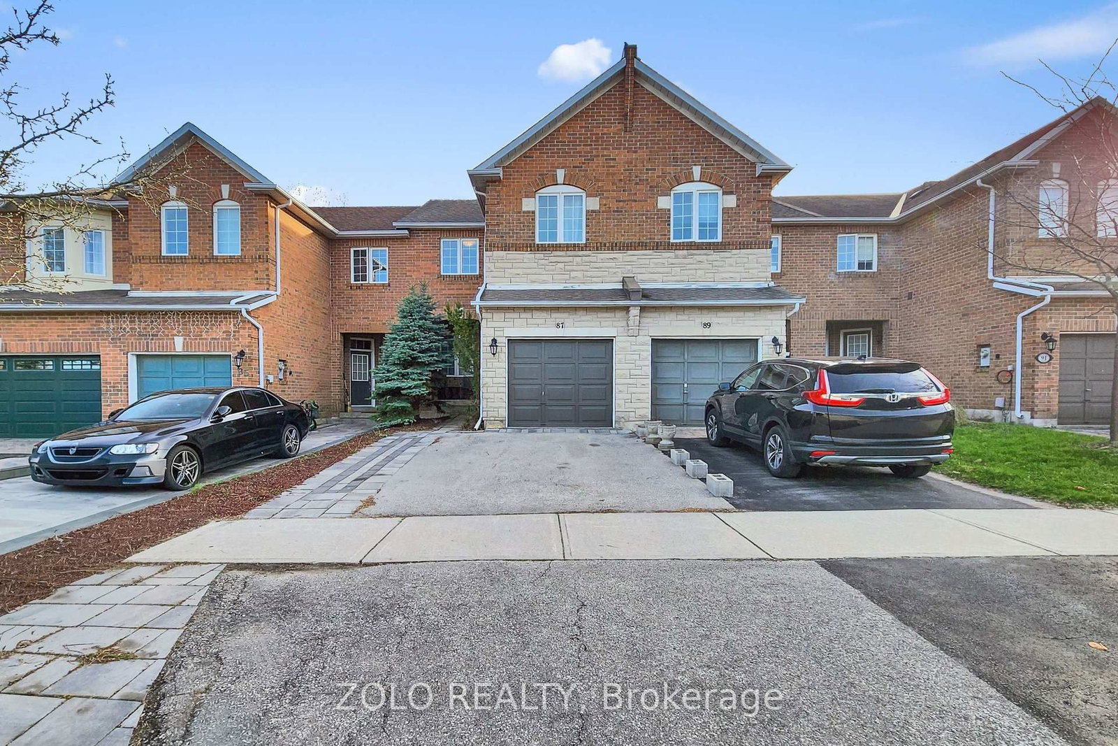 Townhouse for sale at 87 Nottingham Drive, Richmond Hill, Ontario, L4S 2A1 - Westbrook - MLS: N13060632