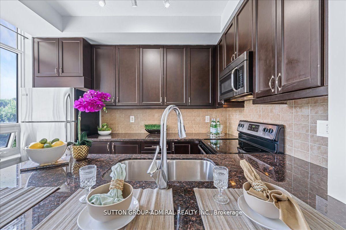 2396 Major Mackenzie Drive, Unit 312 - Photo 11