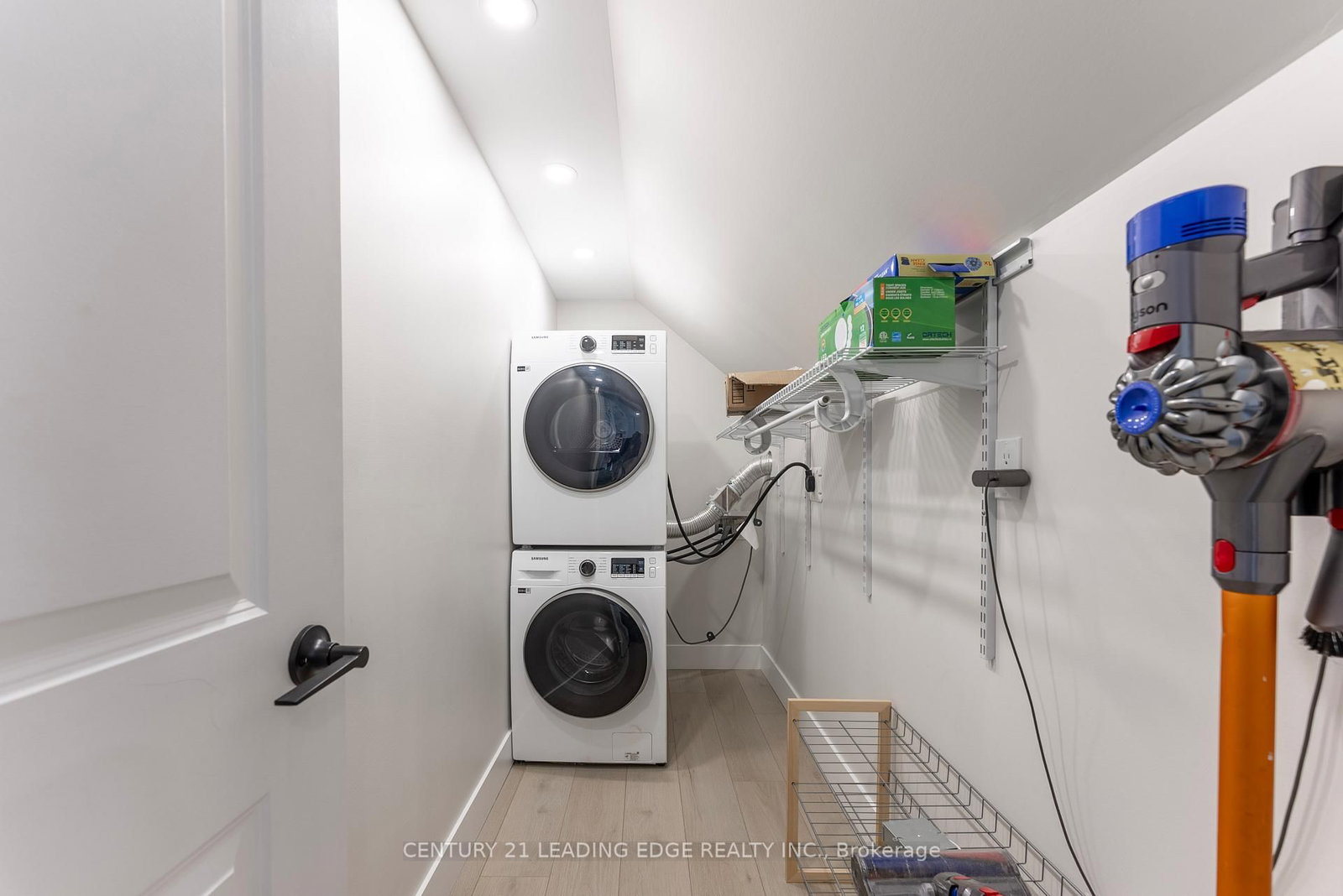 76 Prospect Street, Unit Loft Apartment - Photo 10