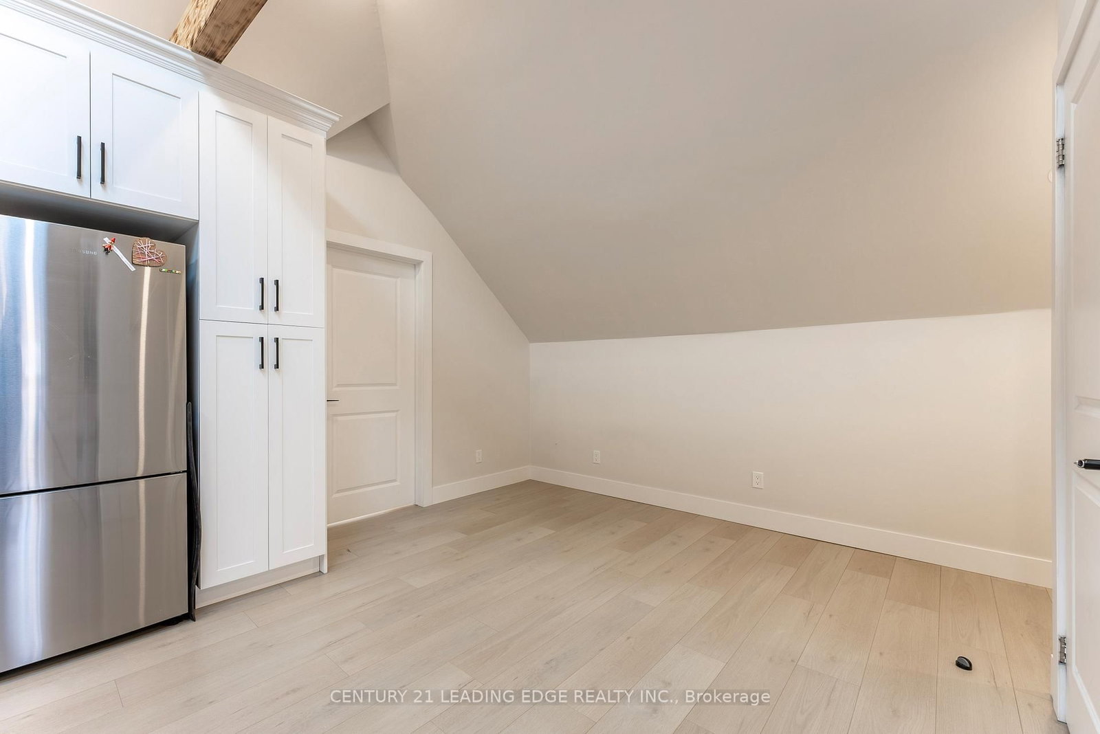 76 Prospect Street, Unit Loft Apartment - Photo 4