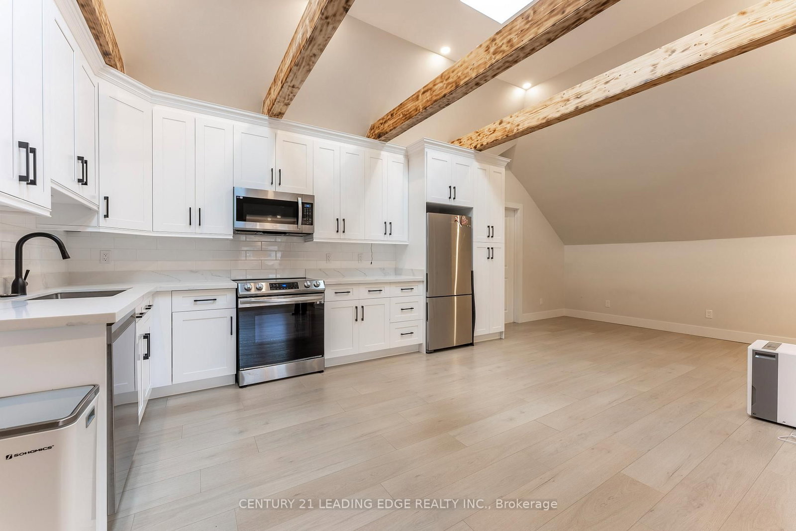 76 Prospect Street, Unit Loft Apartment - Photo 5
