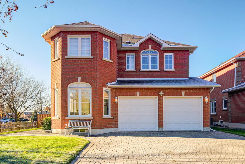 282 Manhattan Dr, Markham, L3P 6V4 | Image 3