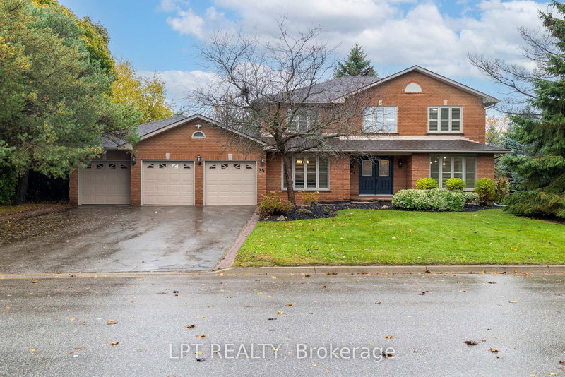 35 Dennis Dr, King, L7B 1C8 | Image 3