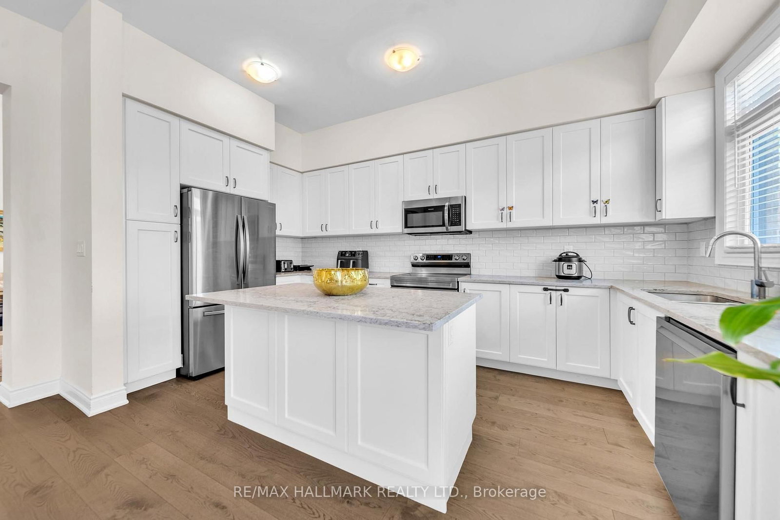77 Terrain Court • East Gwillimbury, ON photo 14