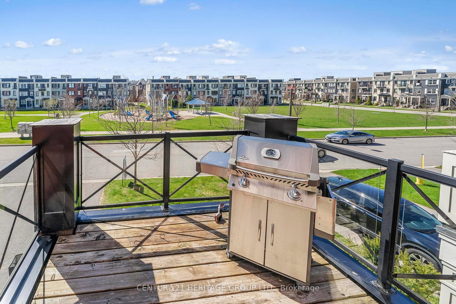 219 Boadway Crescent - Photo 2