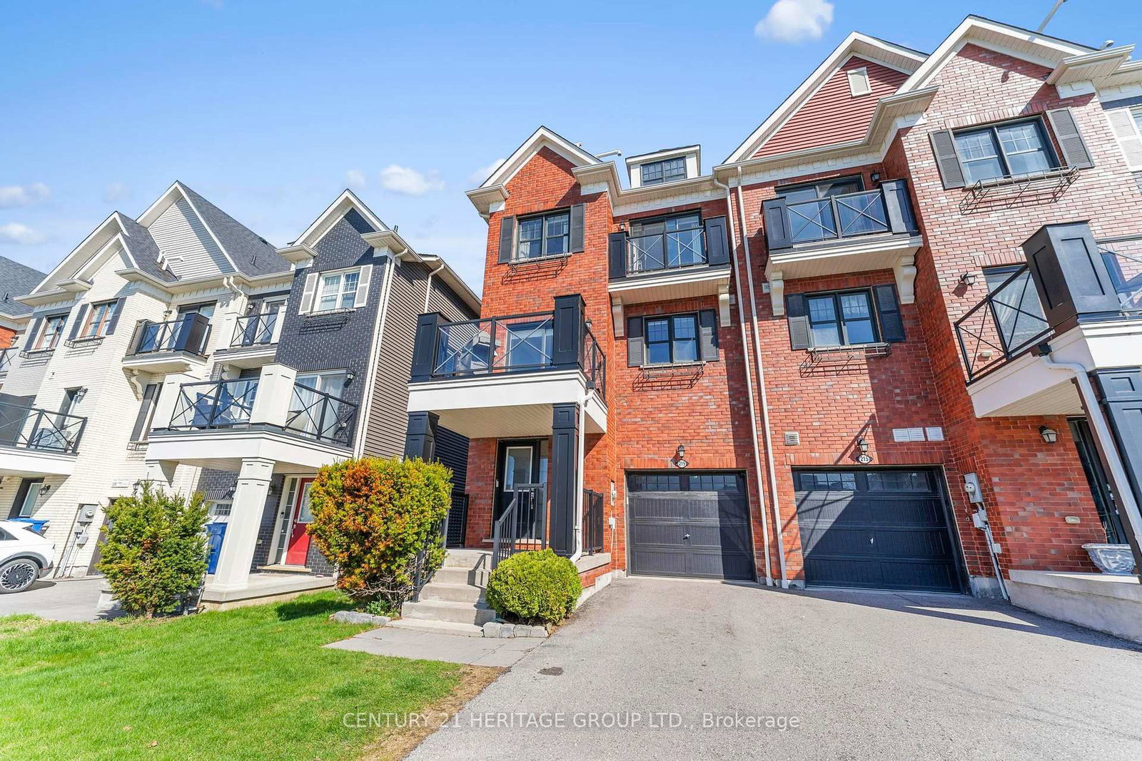219 Boadway Crescent - Photo 3