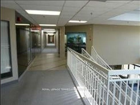 210 - 550 Alden Rd, Markham, L3R 6A8 | Image 3
