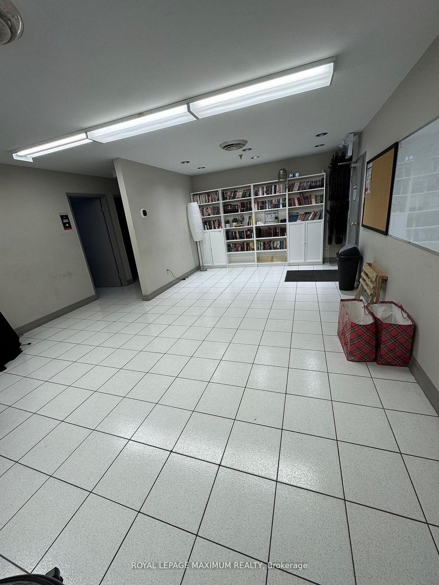 67 Rodinea Road, Unit 18 - Photo 6