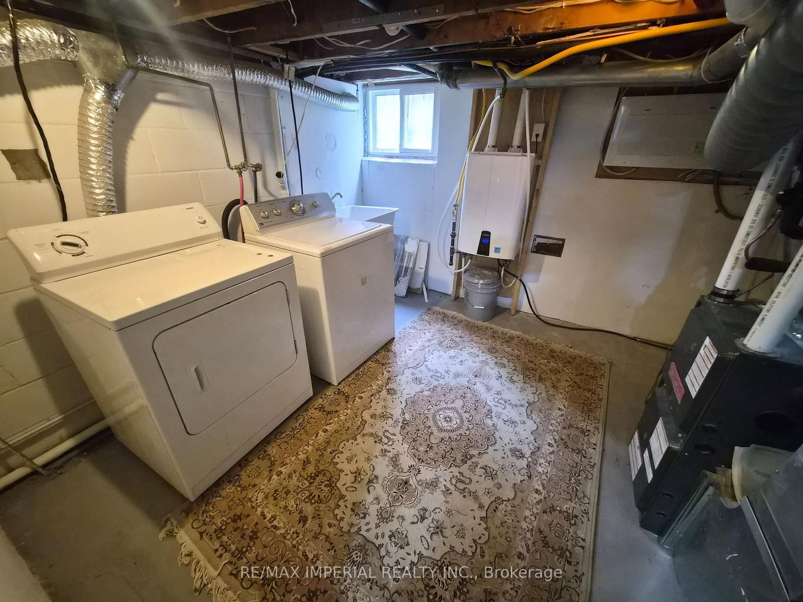 84 Basement Ruggles Avenue - Photo 2