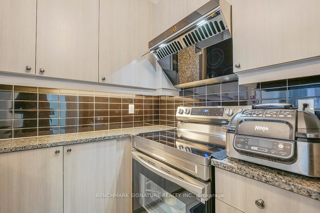8110 Birchmount Road, Unit 315E - Photo 10