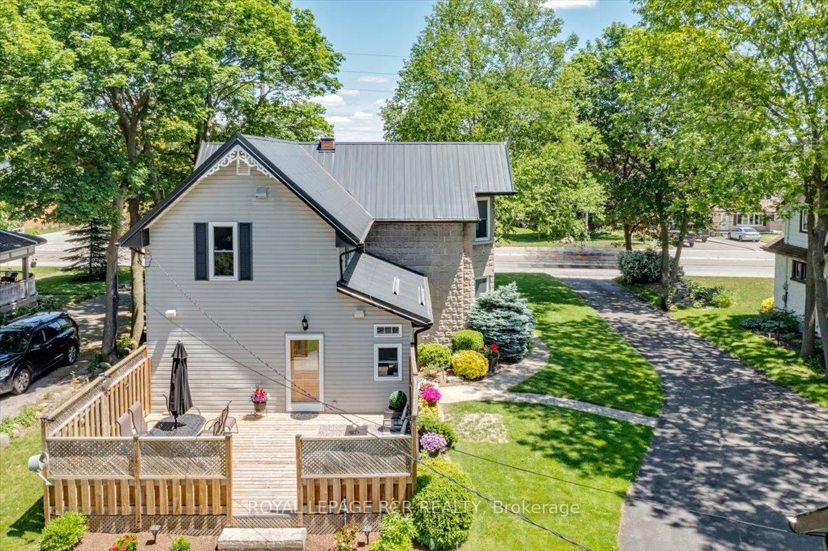 20314 Leslie Street • East Gwillimbury, ON photo 2