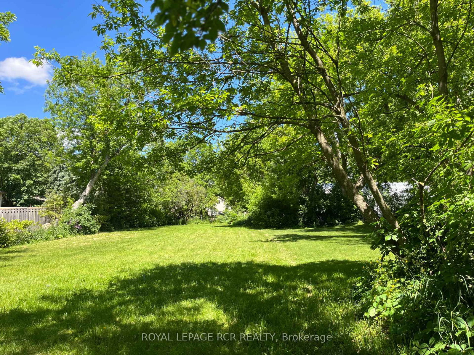 20314 Leslie Street • East Gwillimbury, ON photo 44