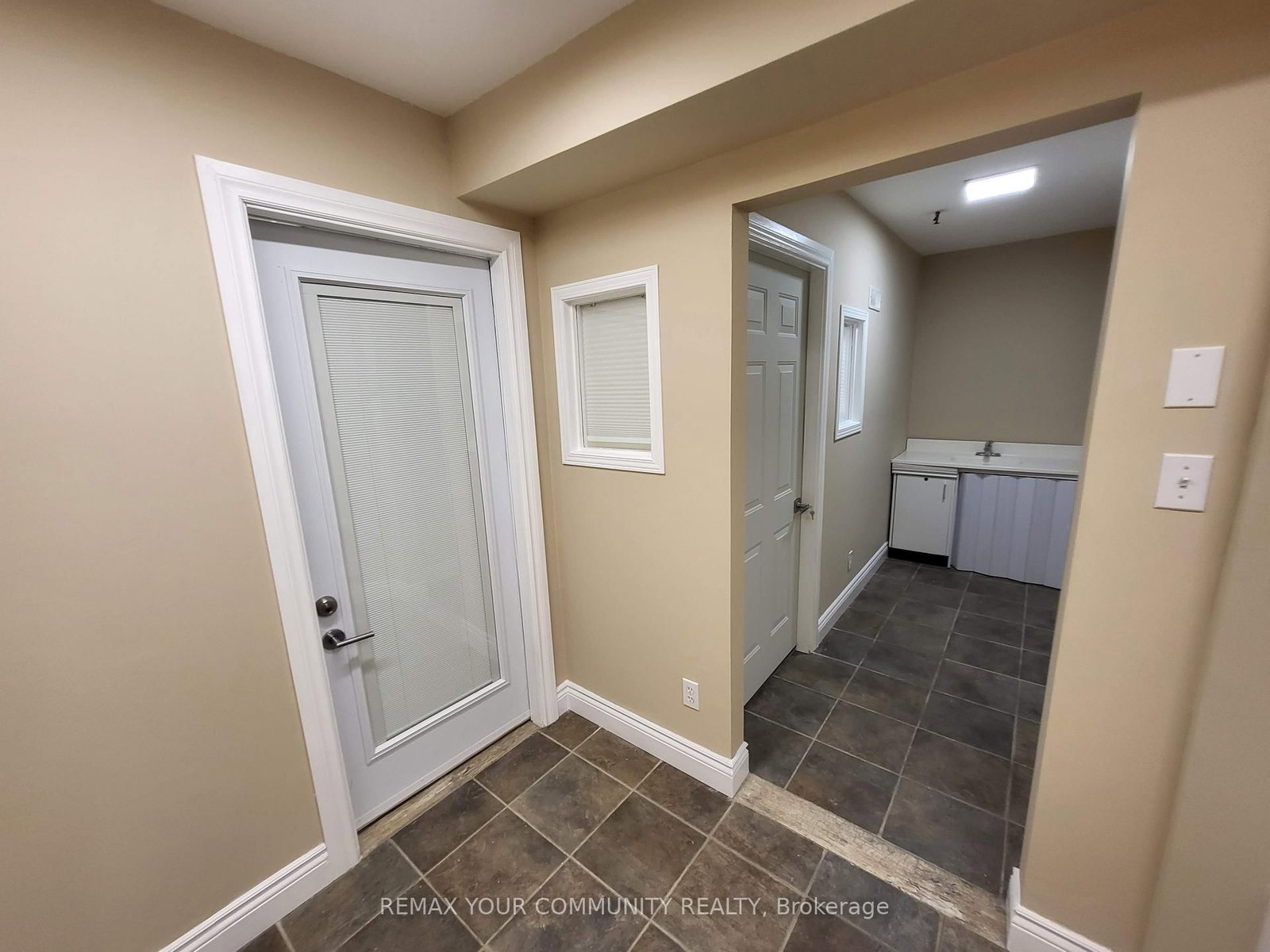 91 Anderson Avenue, Unit 3-B - Photo 11