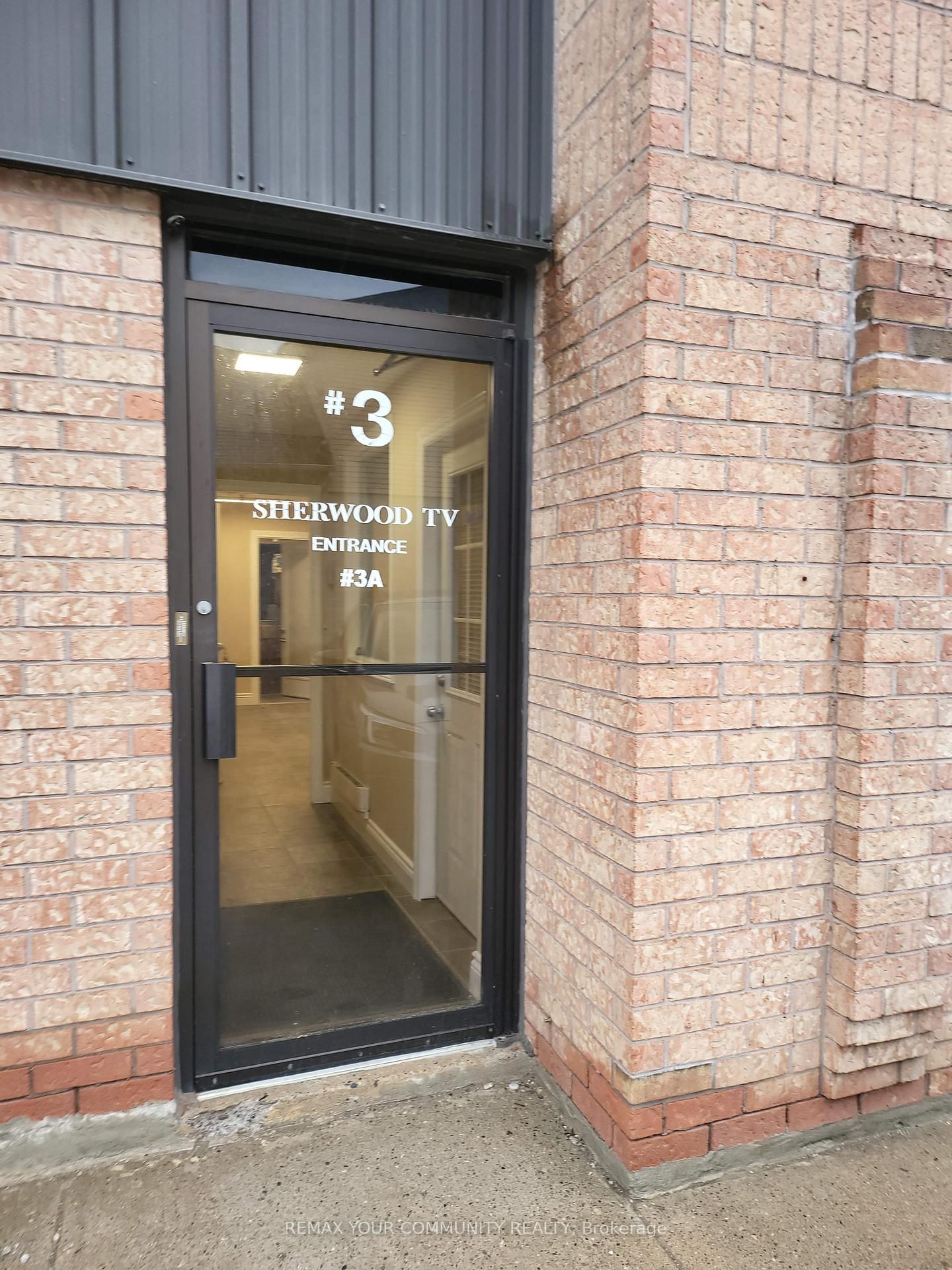 91 Anderson Avenue, Unit 3-B - Photo 3