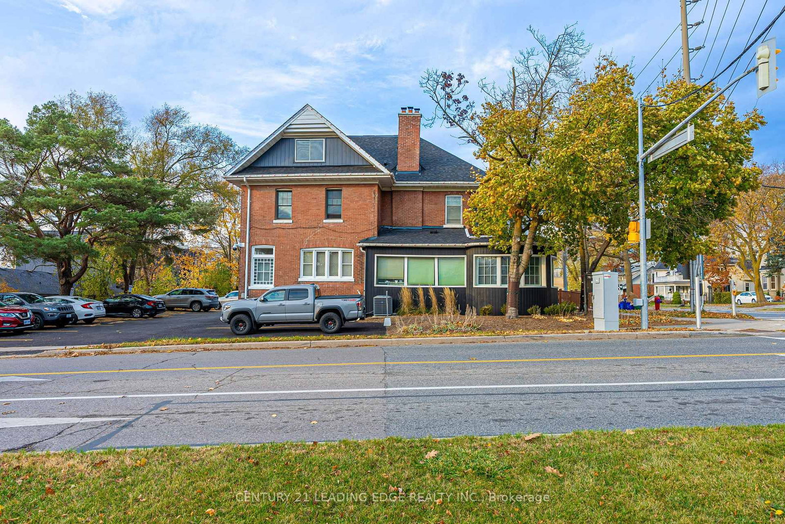 76 Prospect Street, Unit 3 & 4 - Photo 2