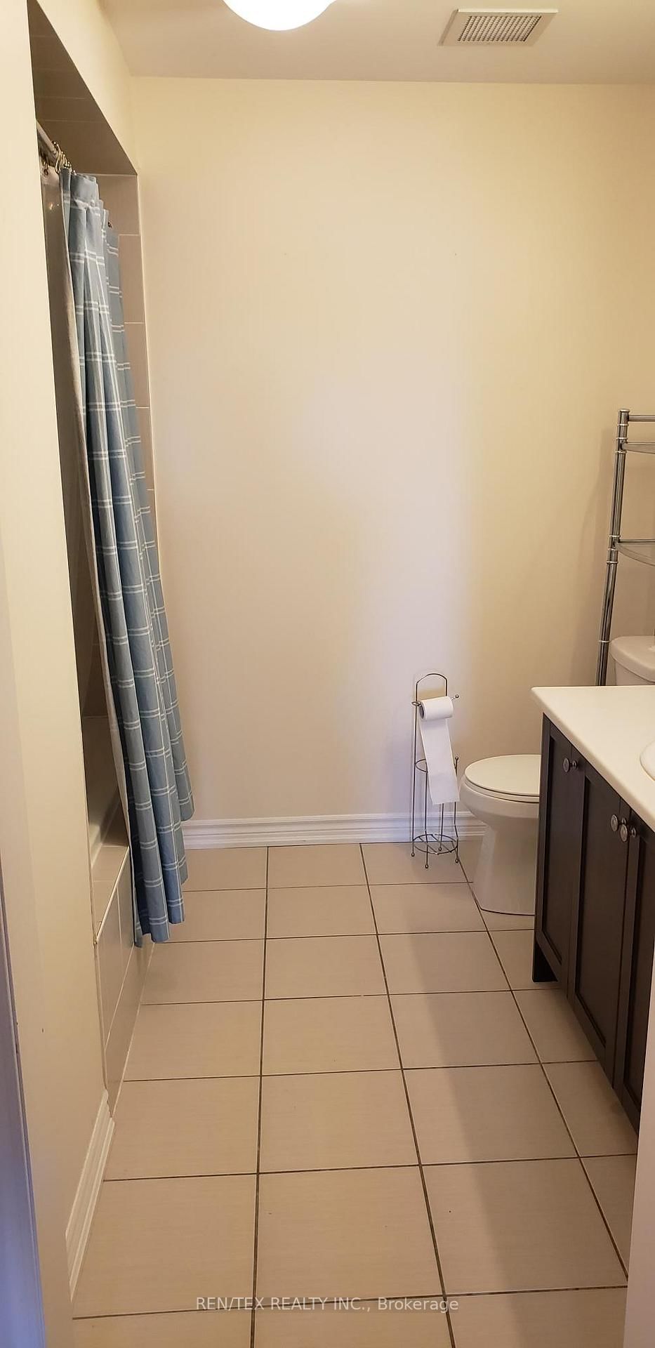 3865 Major Mackenzie Drive W, Unit 211 - Photo 15