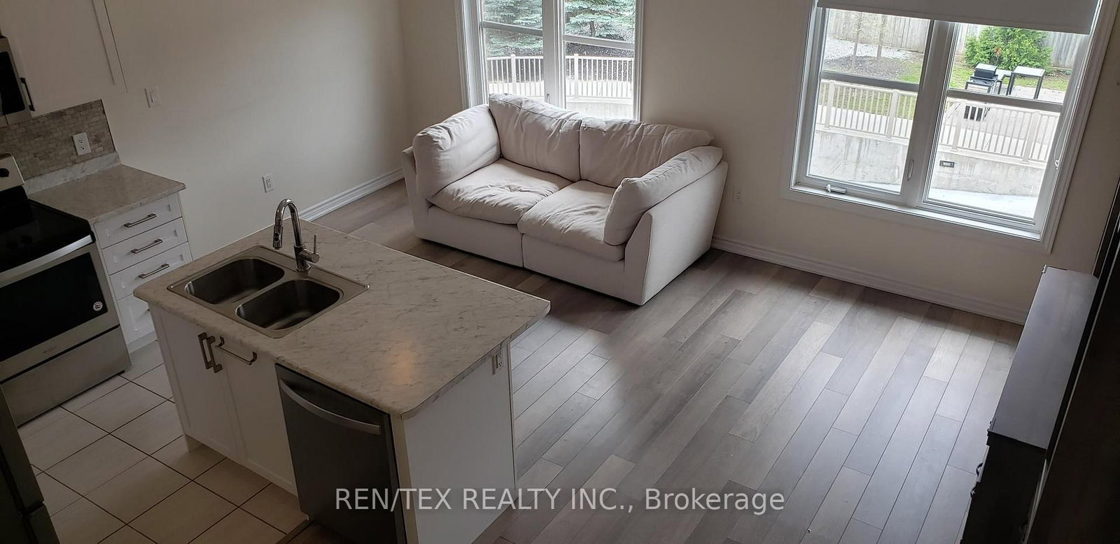 3865 Major Mackenzie Drive W, Unit 211 - Photo 7