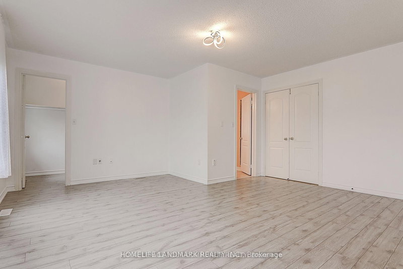 48 Kaitlin Dr, Richmond Hill, L4E 3W7 | Image 2