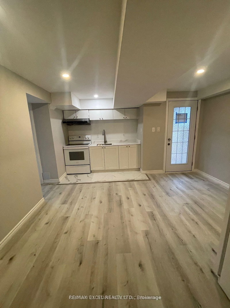 home for lease on 74 Balsdon Hllw W