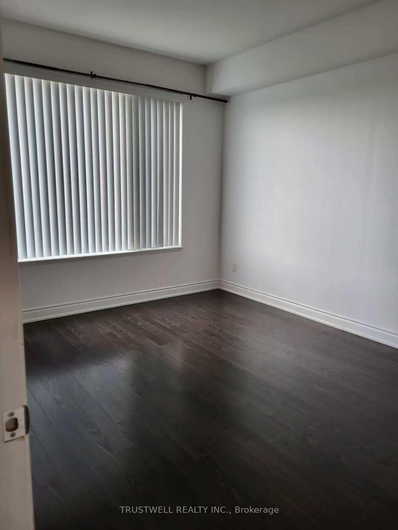 277 South Park Road, Unit 717 - Photo 3