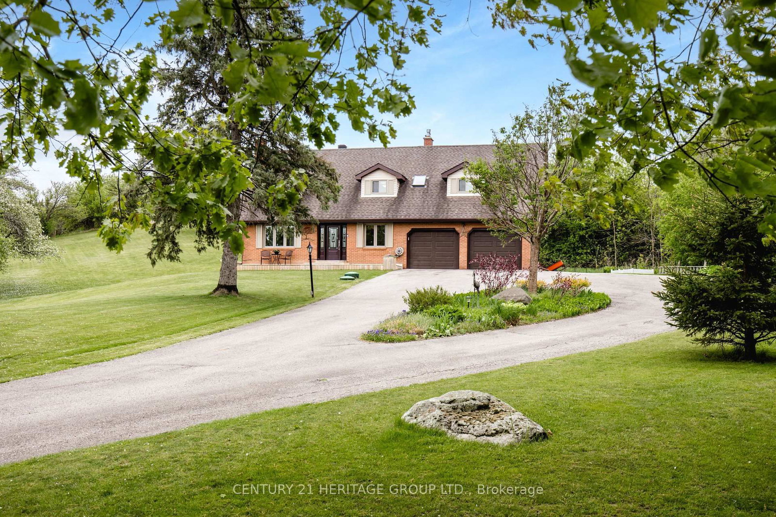 5827 7th Line • New Tecumseth, ON photo 4