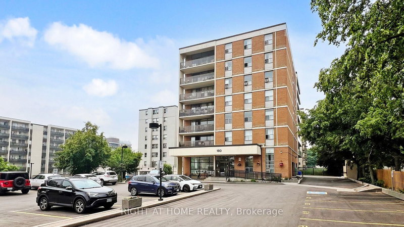 607 - 180 Dudley Ave, Markham, L3T 4X2 | Image 2