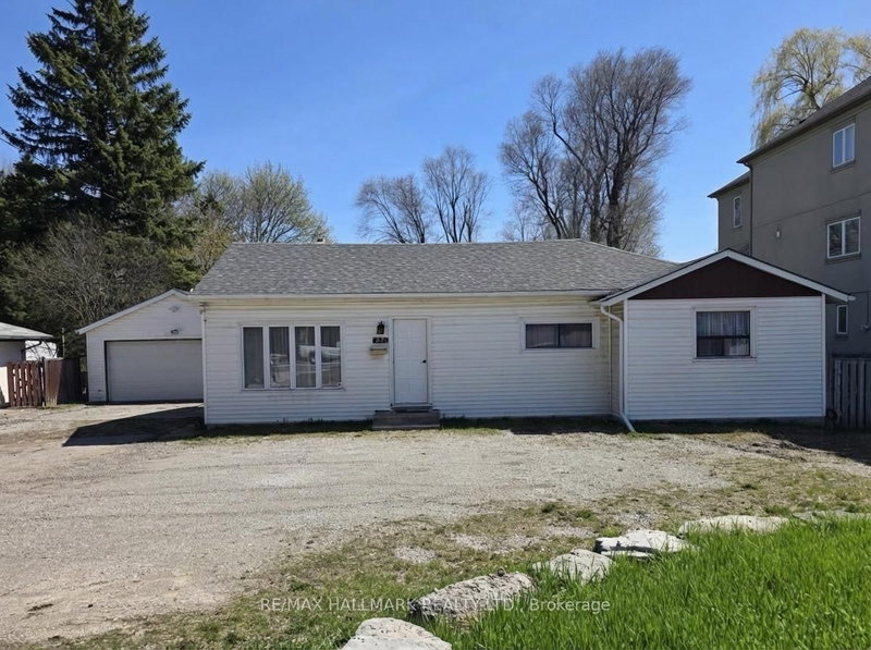 429 16th Ave, Richmond Hill, L4C 7A7 | Image 2