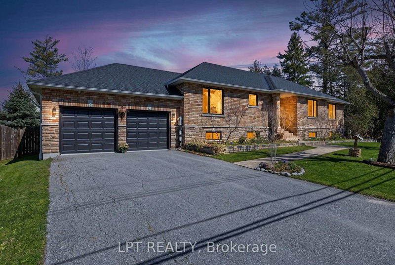 home for sale on 101 Maple Avenue