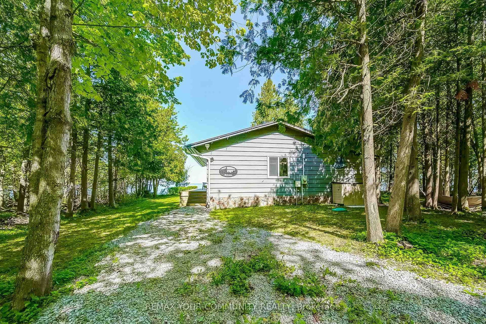 1623 Chief Joseph Snake Road • Georgina Islands, ON photo 4
