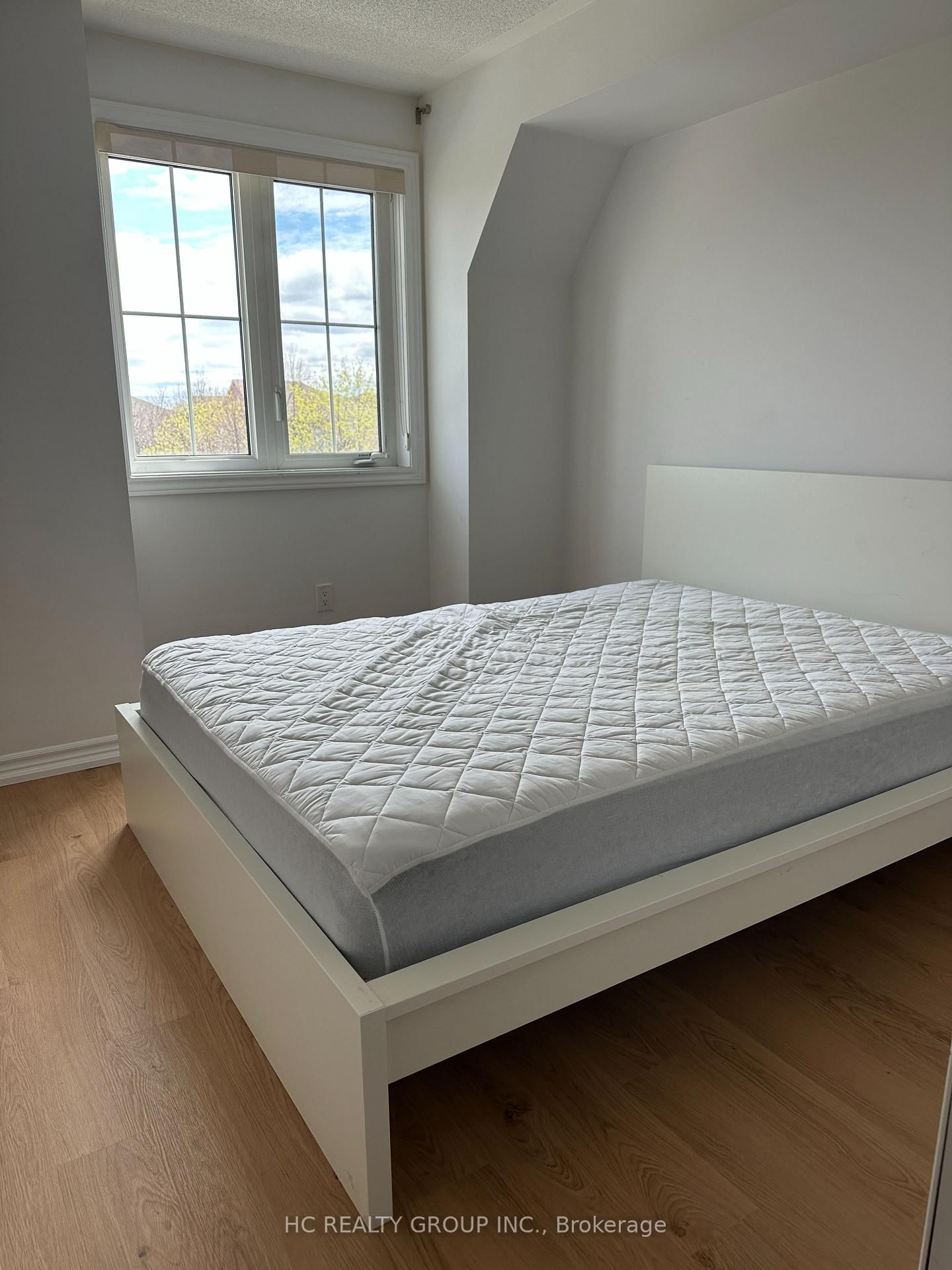 181 Parktree Drive, Unit 21-3rd floor bedroom - Photo 8