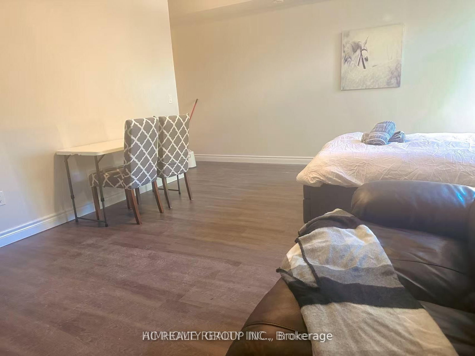 181 Parktree Drive, Unit 21 Lower - Photo 2