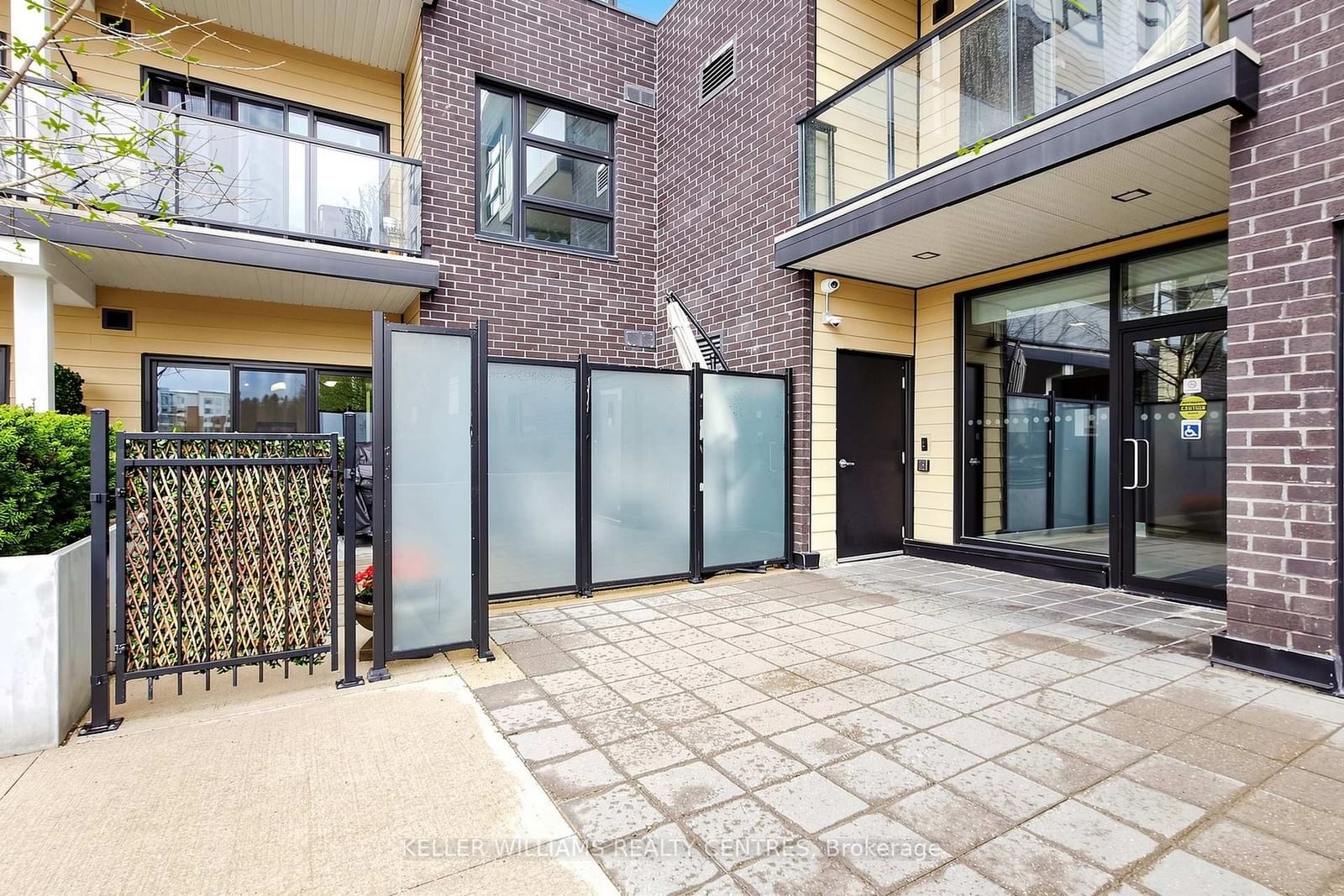 555 William Graham Drive • #101 • Aurora, ON photo 32