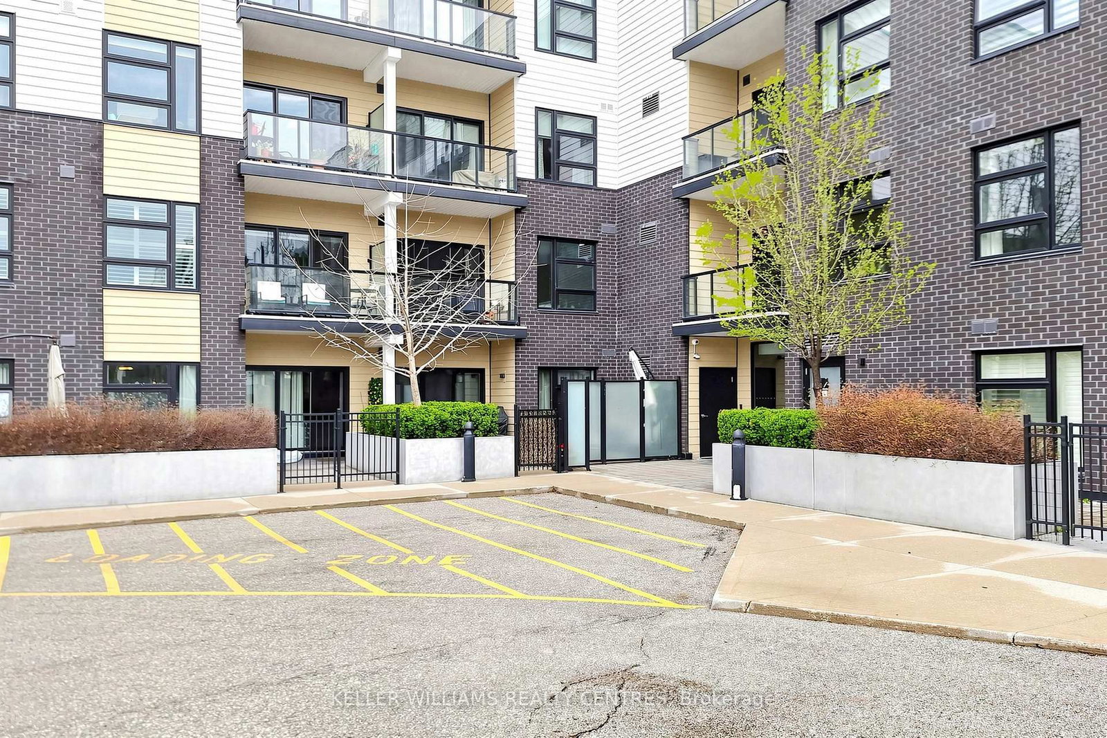 555 William Graham Drive • #101 • Aurora, ON photo 34