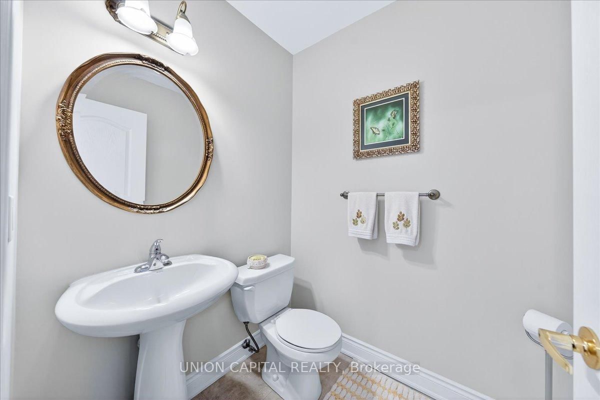 18 Honeywood Road • Vaughan, ON photo 11