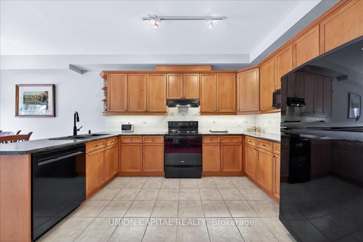 18 Honeywood Road • Vaughan, ON photo 12