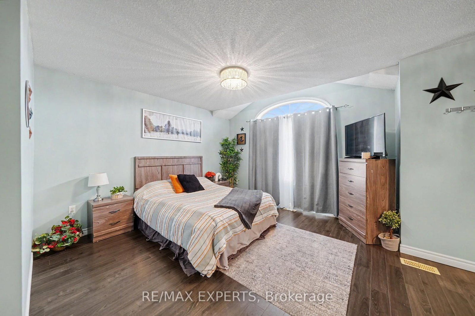 1261 Benson Street • Innisfil, ON photo 14