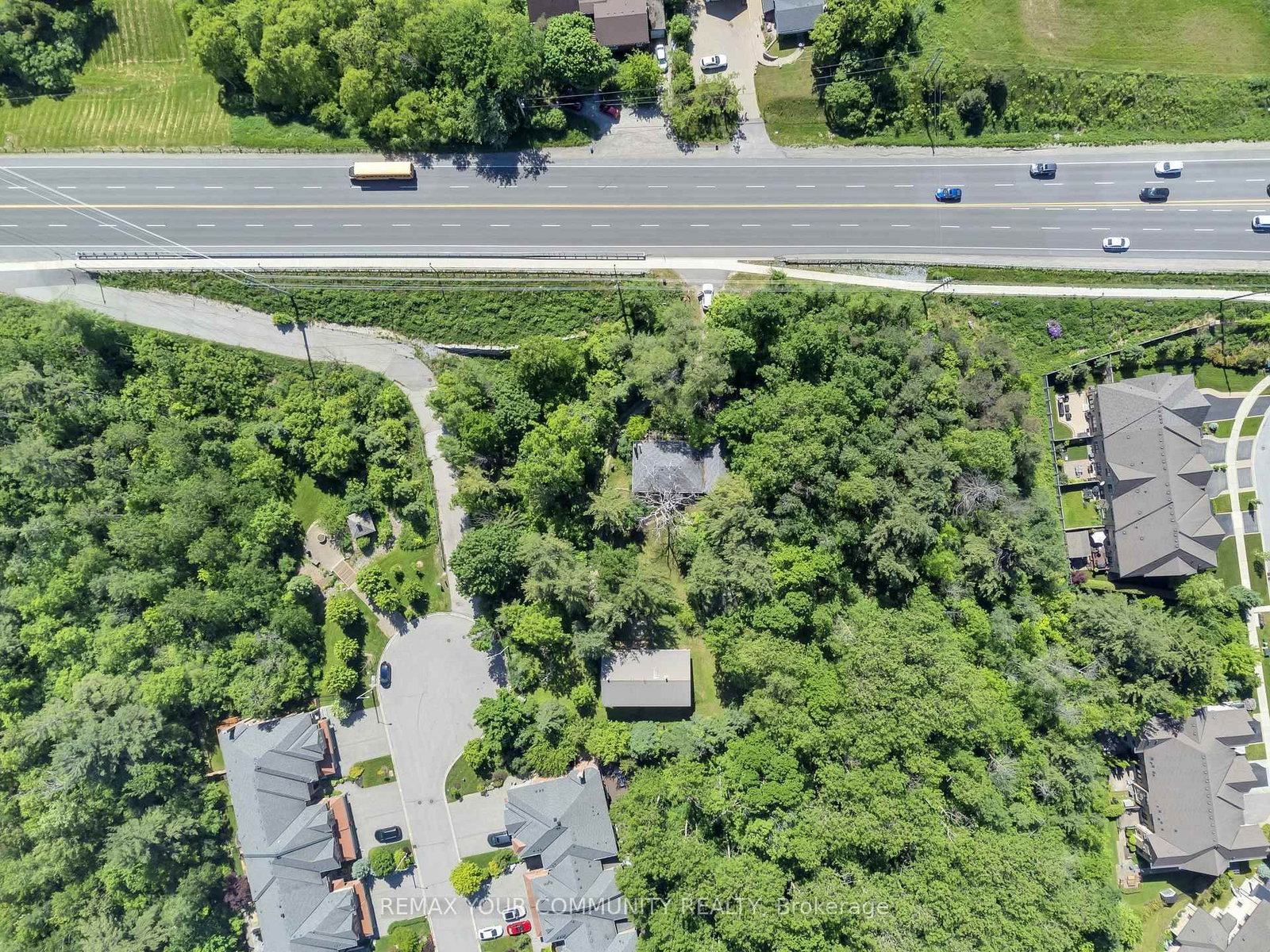 11419 Bathurst Street • Richmond Hill, ON photo 40