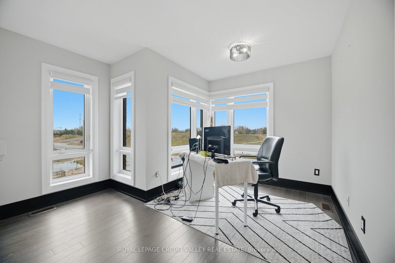 34 Felhazi Trail S • Essa, ON photo 23