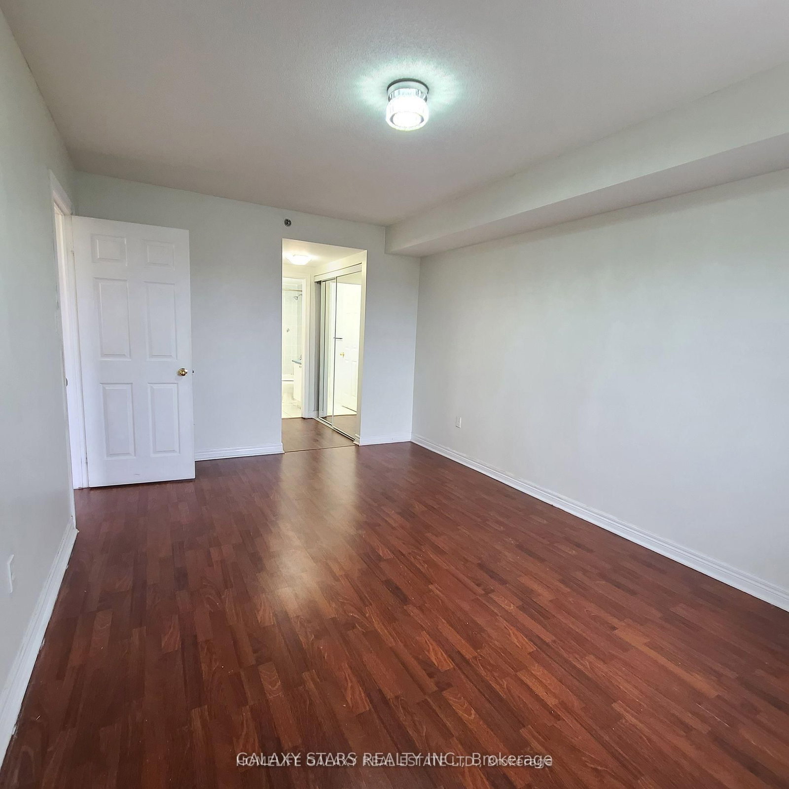 7428 Markham Road, Unit 402 - Photo 11
