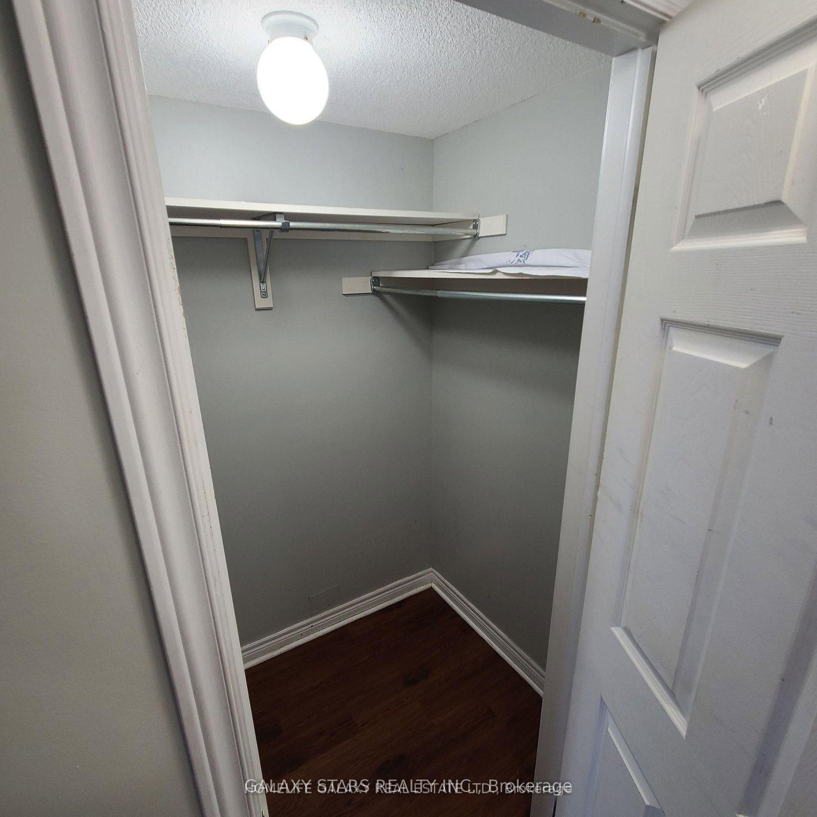 7428 Markham Road, Unit 402 - Photo 14