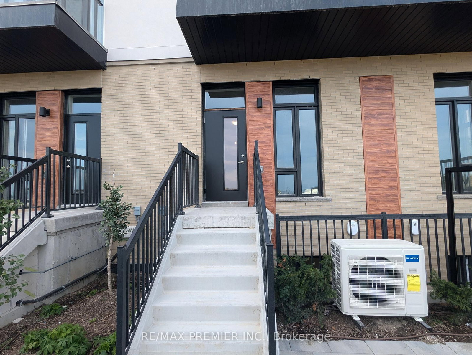 9 Steckley House Lane, Unit 513 - Photo 10