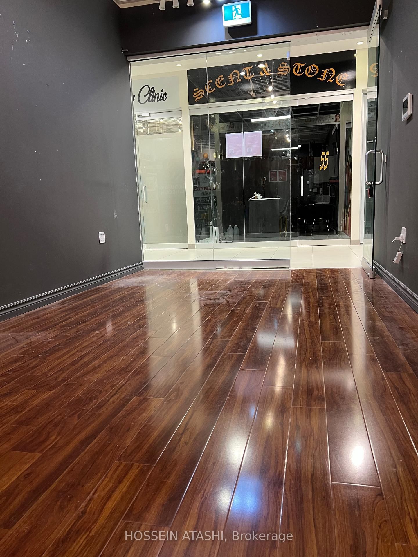 7181 Yonge Street, Unit 76 - Photo 14