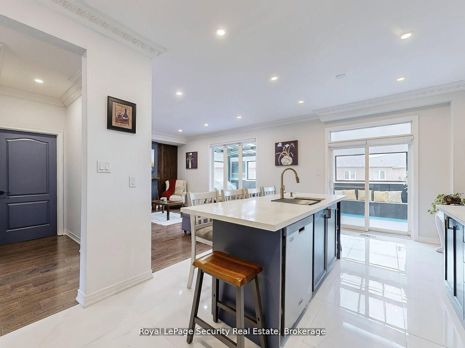 128 Daiseyfield Crescent - Photo 16