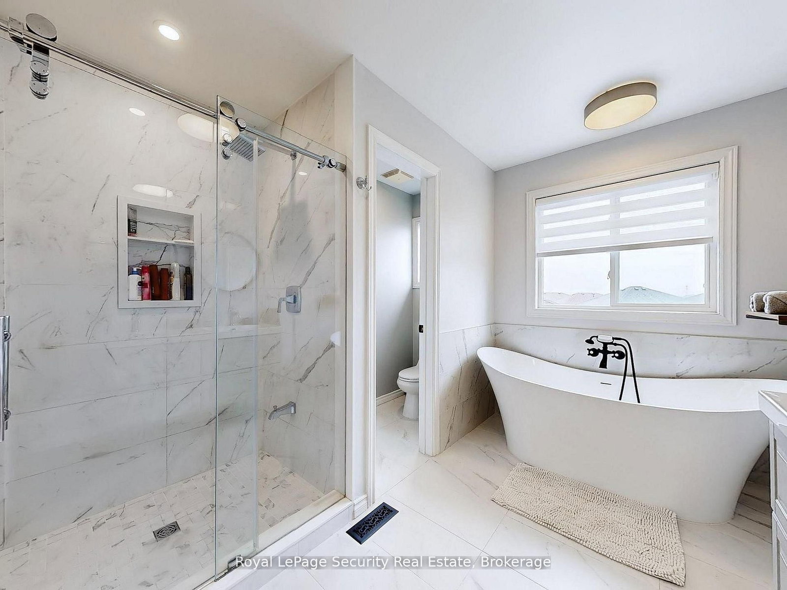 128 Daiseyfield Crescent - Photo 28