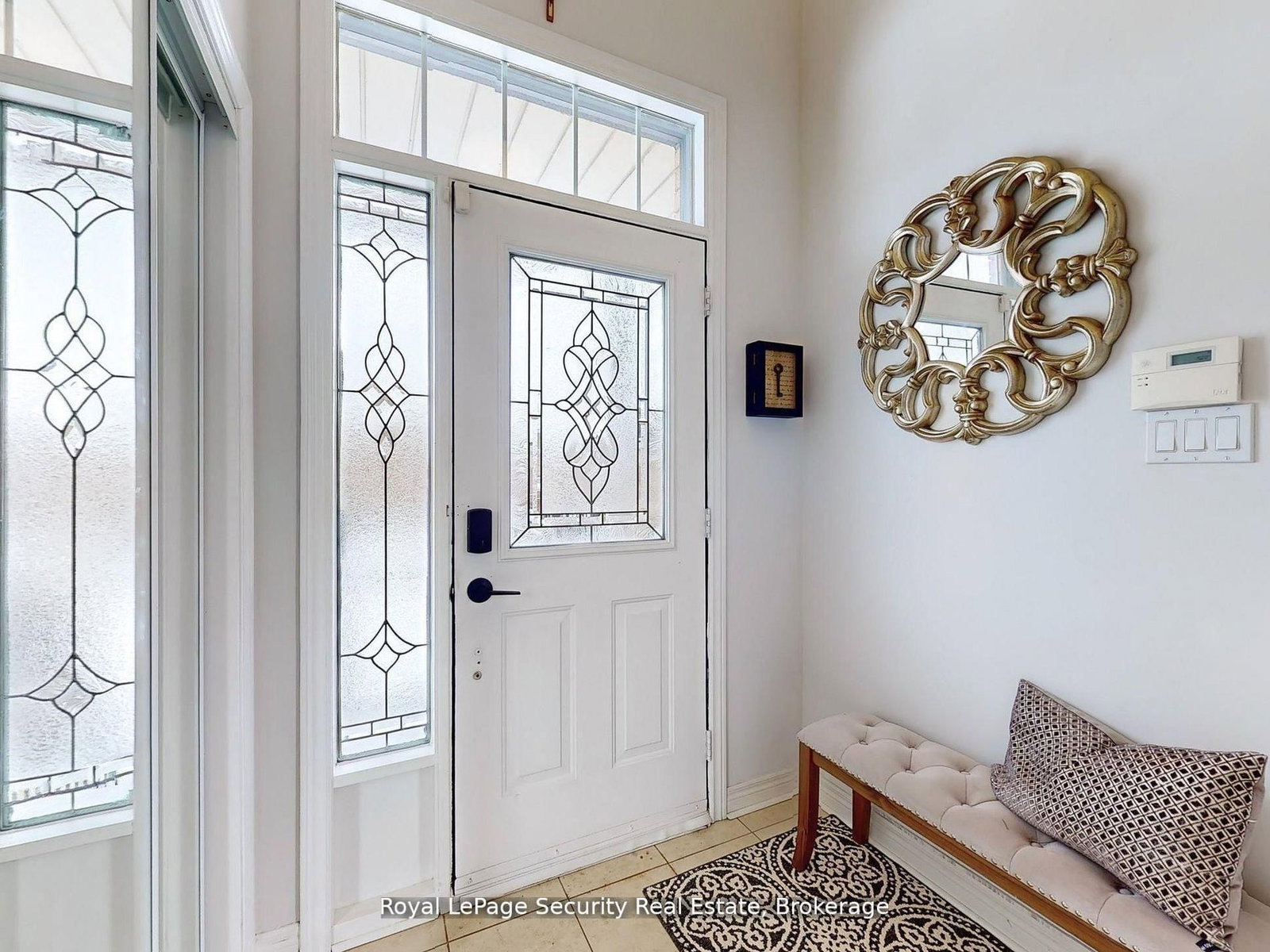 128 Daiseyfield Crescent - Photo 3