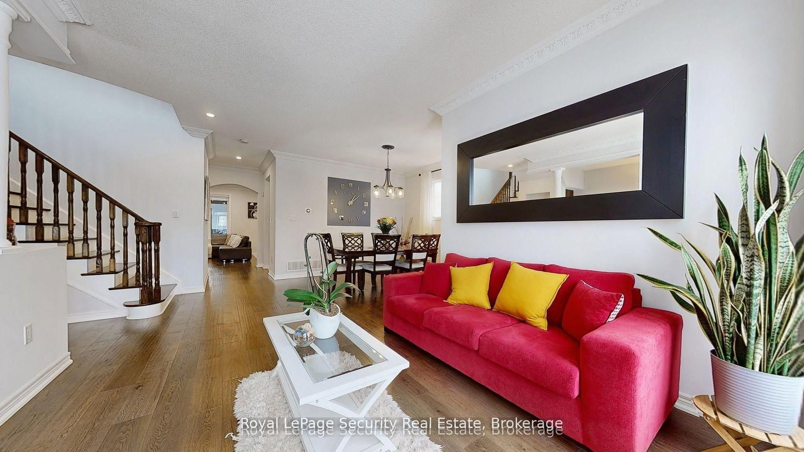 128 Daiseyfield Crescent - Photo 4
