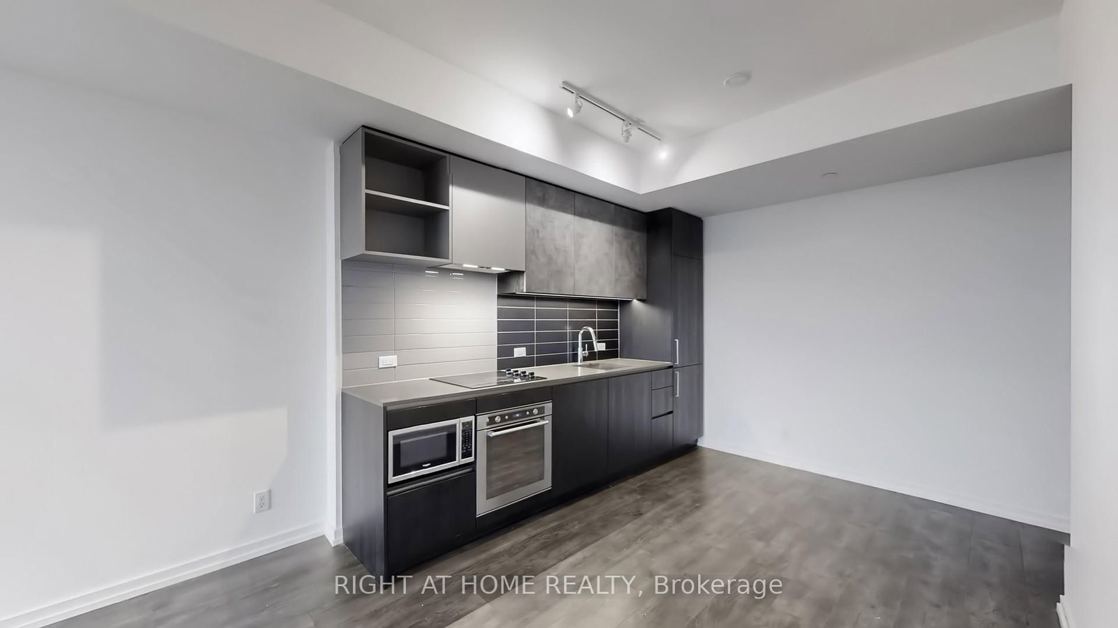 1000 Portage Parkway, Unit 902 - Photo 25
