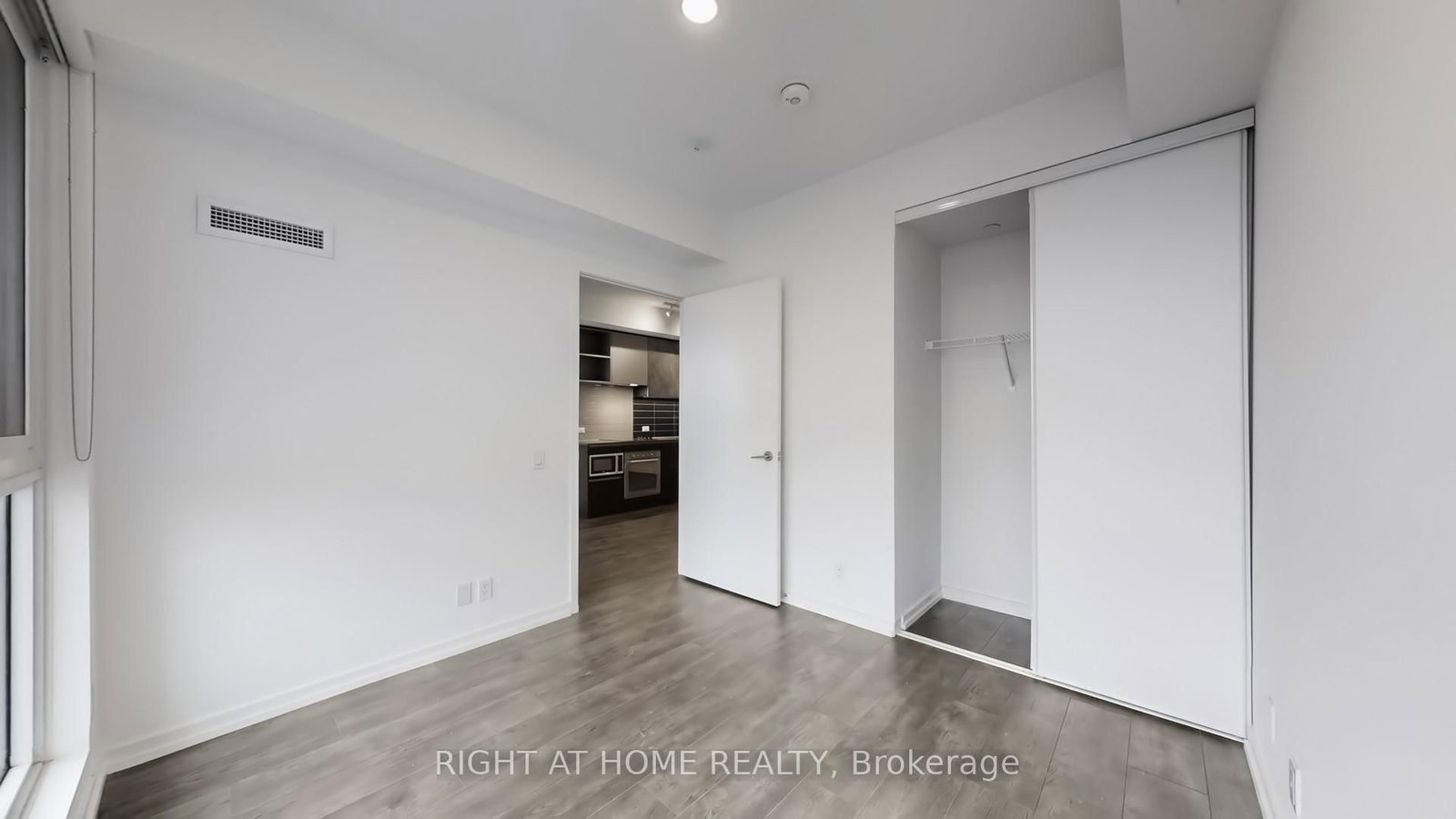 1000 Portage Parkway, Unit 902 - Photo 30