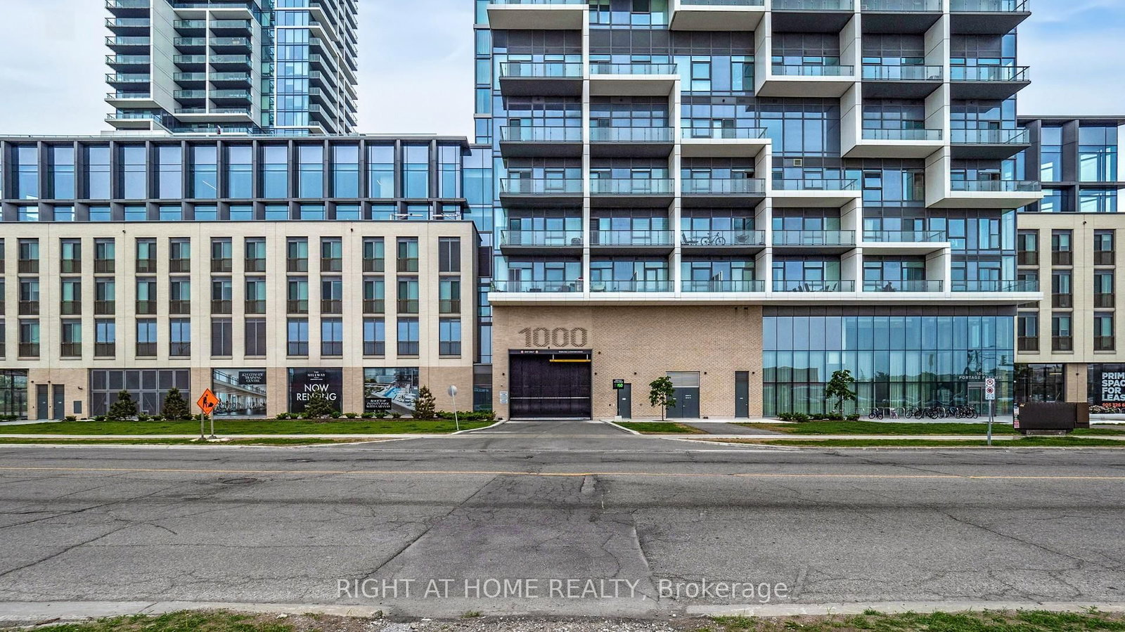 1000 Portage Parkway, Unit 902 - Photo 4